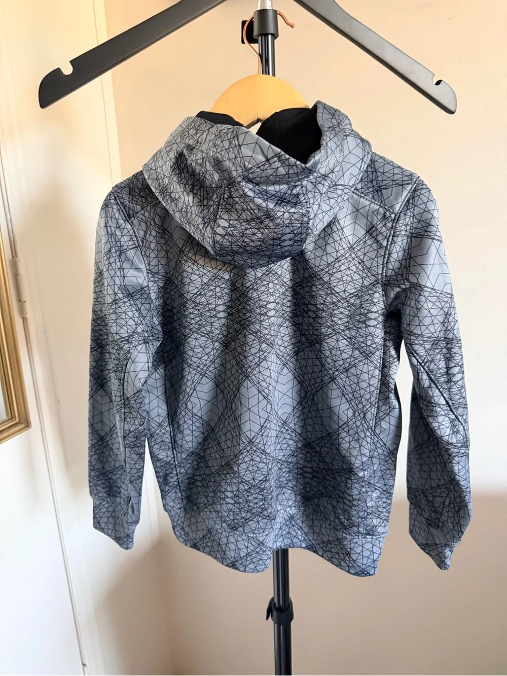 Nike Dri-FIT Kids Pullover Hoodie – Size Small 4–5